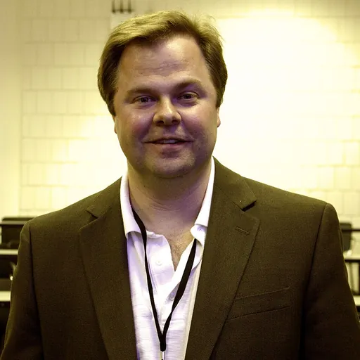 Portrait of Chris Klaus