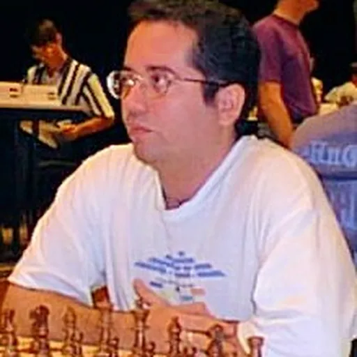 Portrait of Walter Arencibia