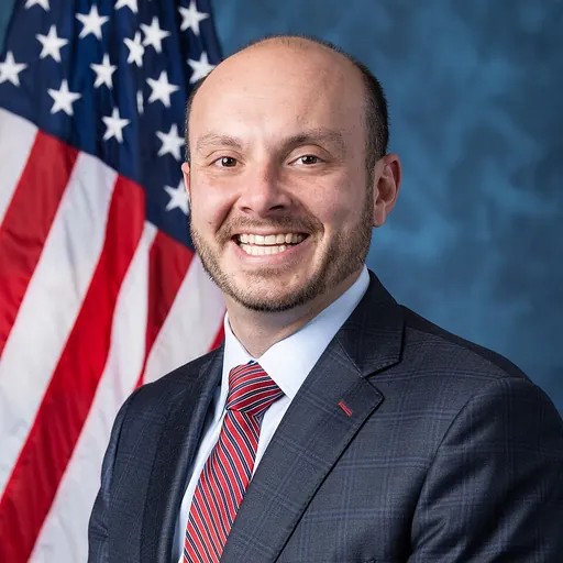 Portrait of Andrew Garbarino