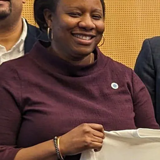 Portrait of Joy Hollingsworth