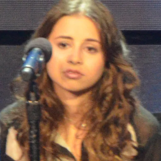 Portrait of Carly Rose Sonenclar