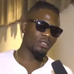 Portrait of Ycee