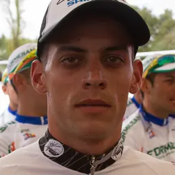Portrait of Óscar Sánchez