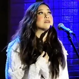 Portrait of Moira Dela Torre