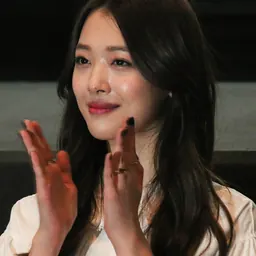 Portrait of Sulli