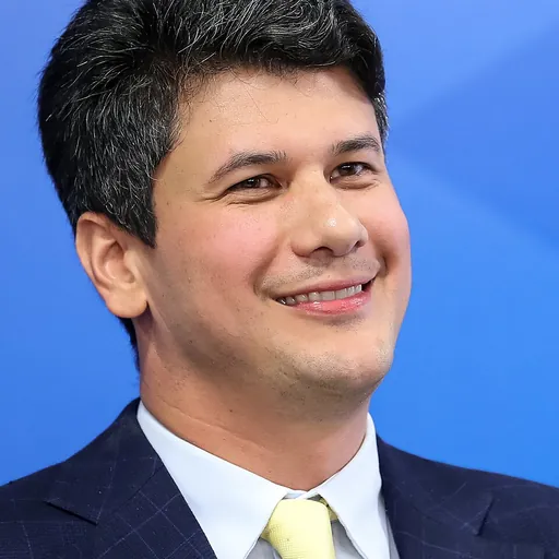Portrait of Gustavo Montezano