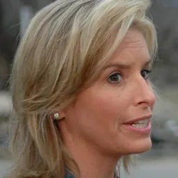 Portrait of Randi Kaye