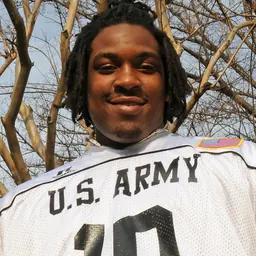 Portrait of Seantrel Henderson