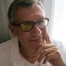 Portrait of Todd Boekelheide