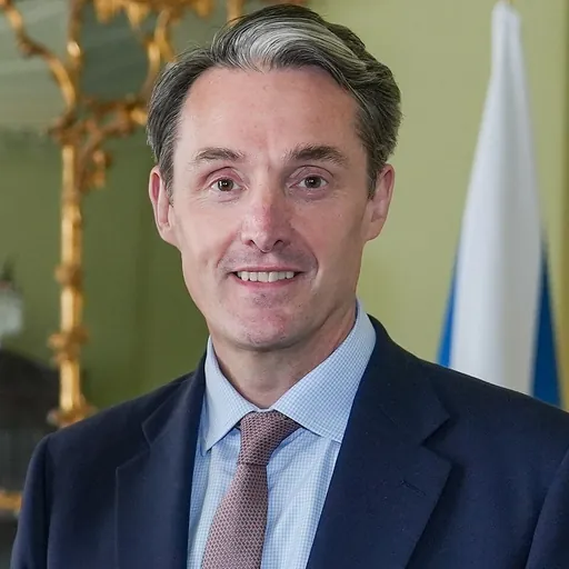 Portrait of Paul Thwaite
