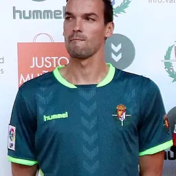 Portrait of André Leão