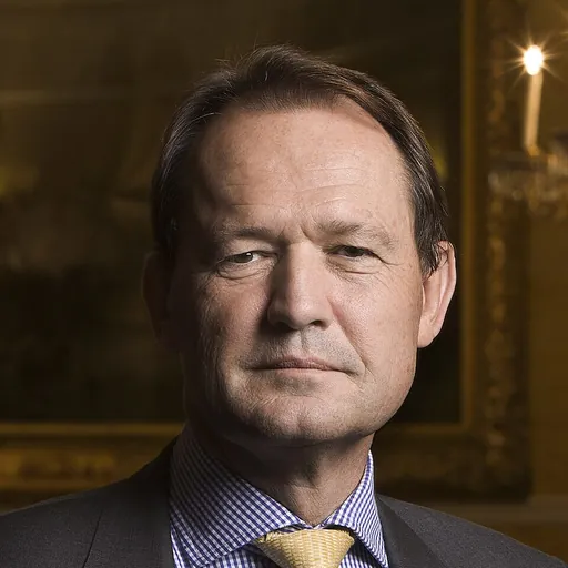 Portrait of Simon Walker