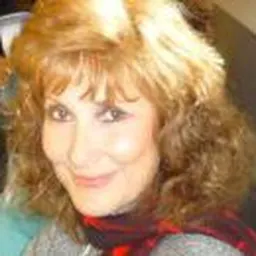 Portrait of Linda Rich