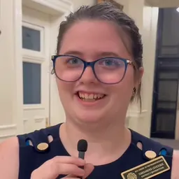 Portrait of Cassandra Levesque