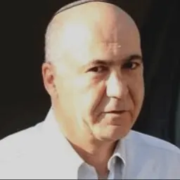 Portrait of Yoram Cohen