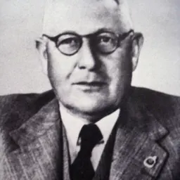 Portrait of Russell Dumas