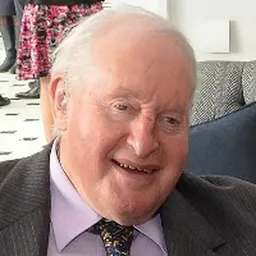 Portrait of Tim Wallis