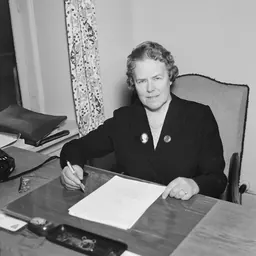 Portrait of Alette Engelhart