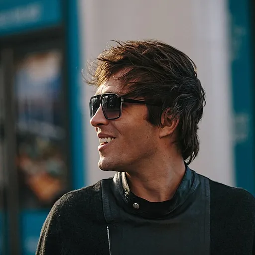 Portrait of Lee Foss