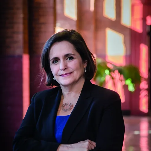 Portrait of Sarah Rosen Wartell