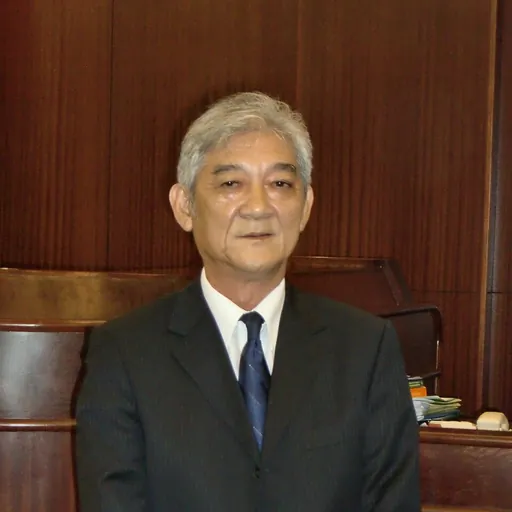 Portrait of Lau Cheok Va