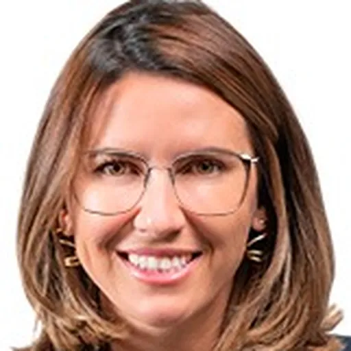 Portrait of Loreny Caetano
