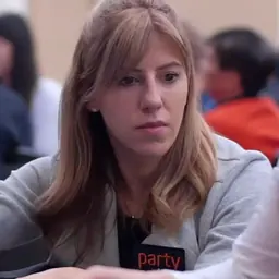 Portrait of Kristen Bicknell