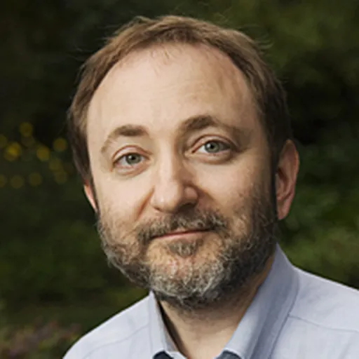 Portrait of Andrew Fire