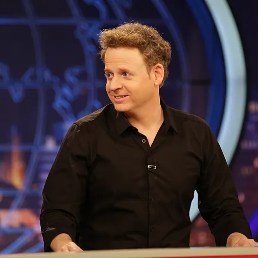 Portrait of Lior Schleien