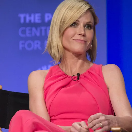 Portrait of Julie Bowen