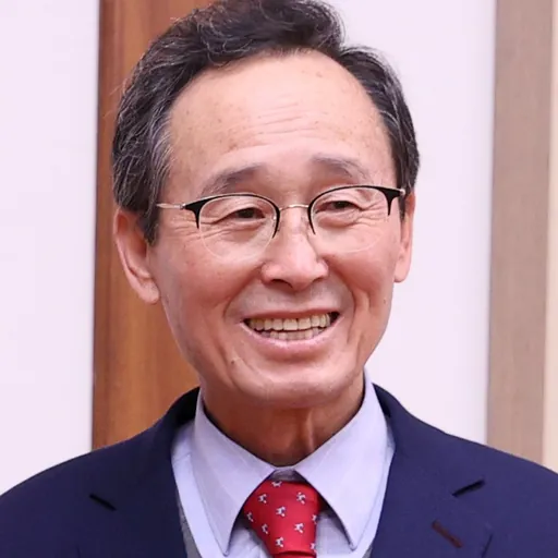 Portrait of Song Ha-jin