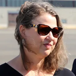 Portrait of Amy Walen