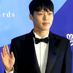 Portrait of Jang Ki-Yong