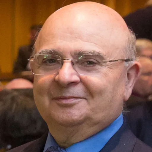 Portrait of Mark Cardillo