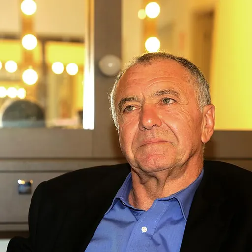 Portrait of Gilles Lipovetsky
