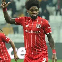 Portrait of Luiz Adriano