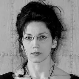 Portrait of Heide Hatry