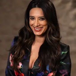 Portrait of Hina X. Khan