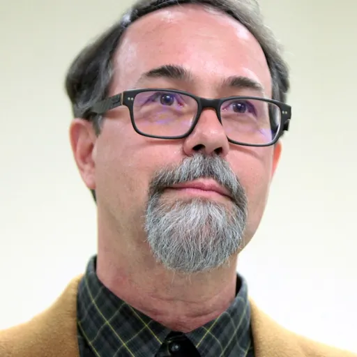 Portrait of Kent Mesplay