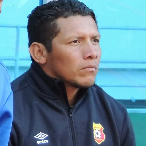 Portrait of Mínor Díaz
