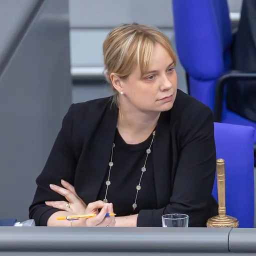 Portrait of Marja-Liisa Völlers