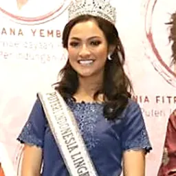 Portrait of Vania Fitryanti Herlambang