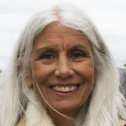 Portrait of Jani Lauzon