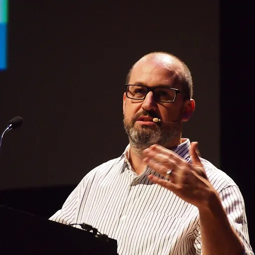 Portrait of Mike Bracken