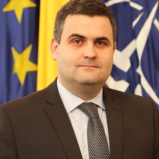 Portrait of Gabriel-Beniamin Leș