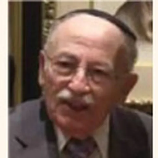Portrait of Itshak Holtz