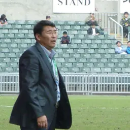 Portrait of Yun Jong-su
