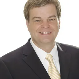 Portrait of Enak Ferlemann
