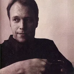 Portrait of Erik Honoré