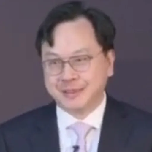 Portrait of Dennis Lo